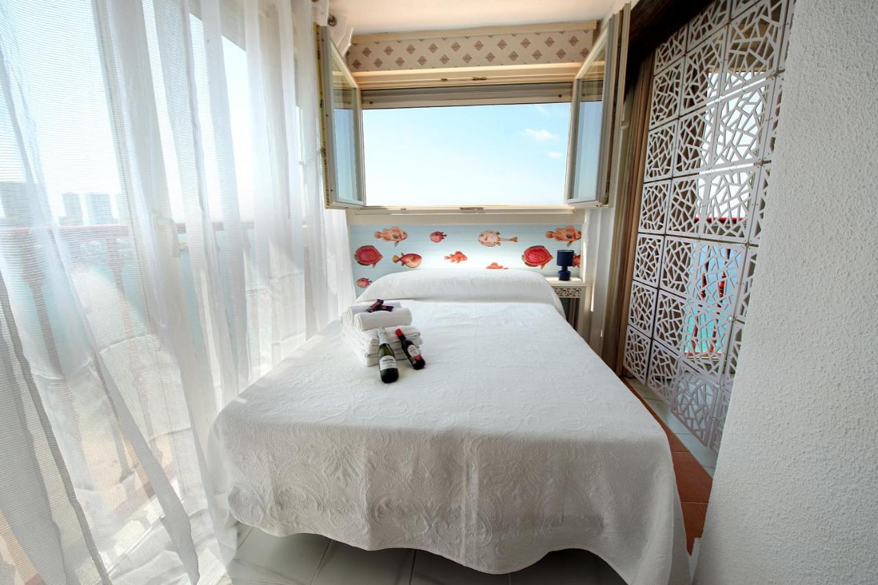 Las Damas Premium 23F Beach Front - Pool & Parking بينايدورم المظهر الخارجي الصورة